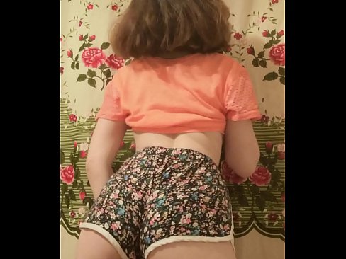 ❤️ Keçika ciwan a seksî li ber kamerayê kurtanên xwe ji xwe dike ️❌ Porno li porno ku.risegame.top